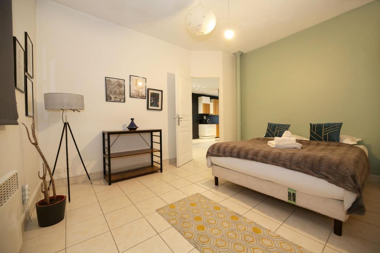 Appartement Familial Proche Des Commerces - 8P パリ エクステリア 写真